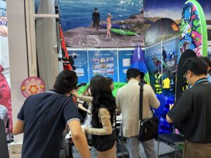 China Import and Export Fair,Haidilang Water sports products,High-quality Kayaks,Kayaks,Inflatable paddle boards,Floating platforms,Life jackets,Paddles,Company